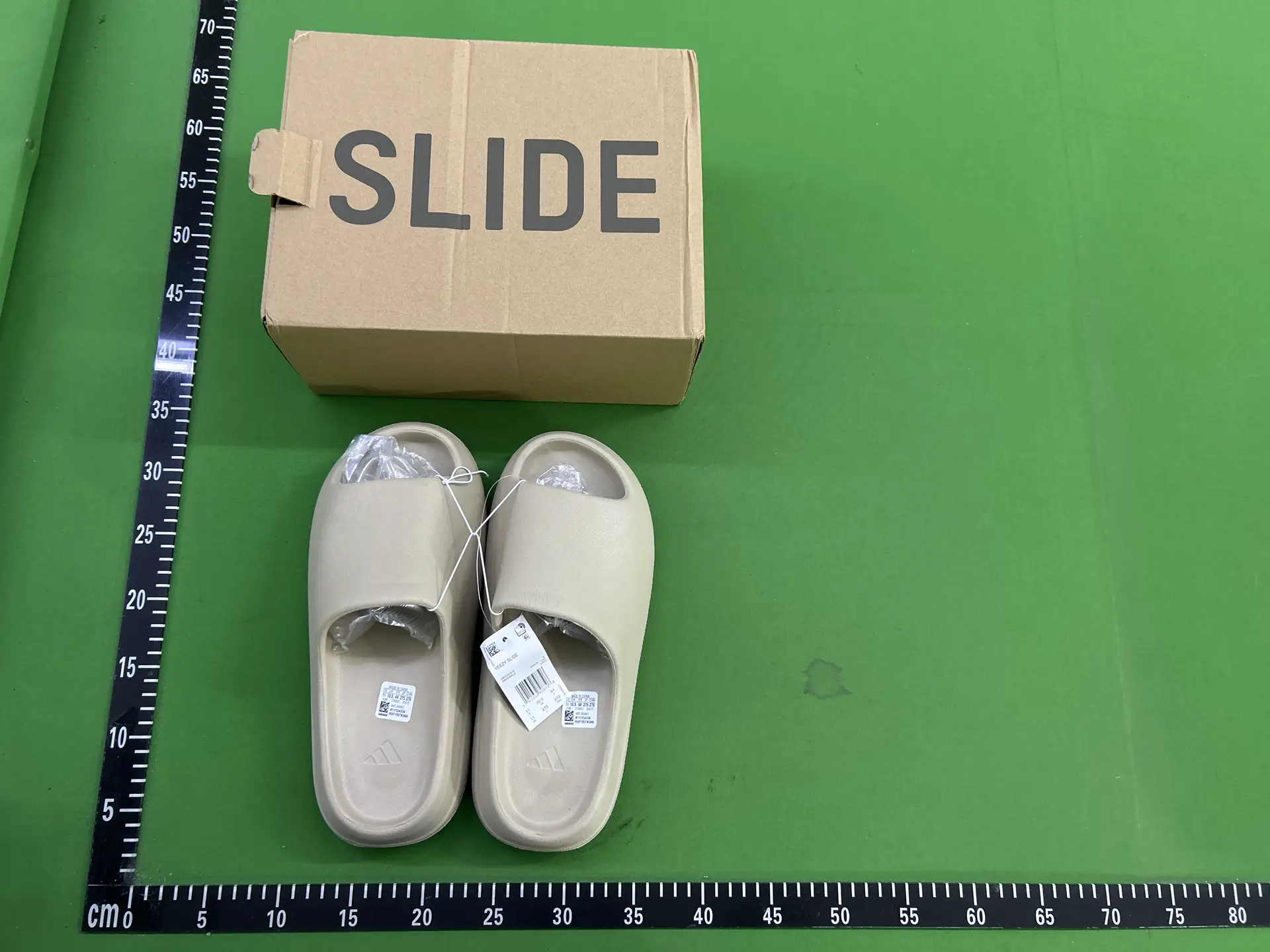 Adidas Yeezy Slide Pure