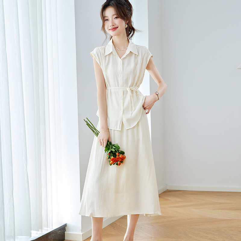 2025 New Summer Korean Style Slim Short-Sleeved Shirt High-Waisted Skirt Two-Piece Fashion Suit for Women