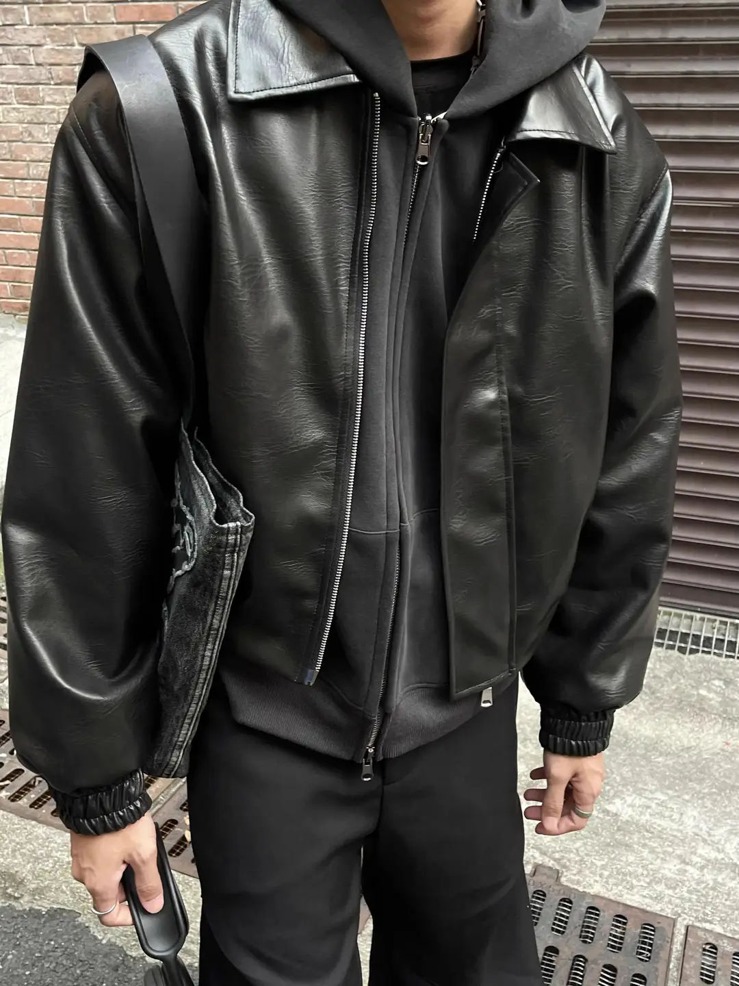 Black Pu Leather Padded Shoulder Short Leather Jacket for Men, Spring and Autumn, High-End Functional Style, Cotton Boxy Zipper Coat, American Style