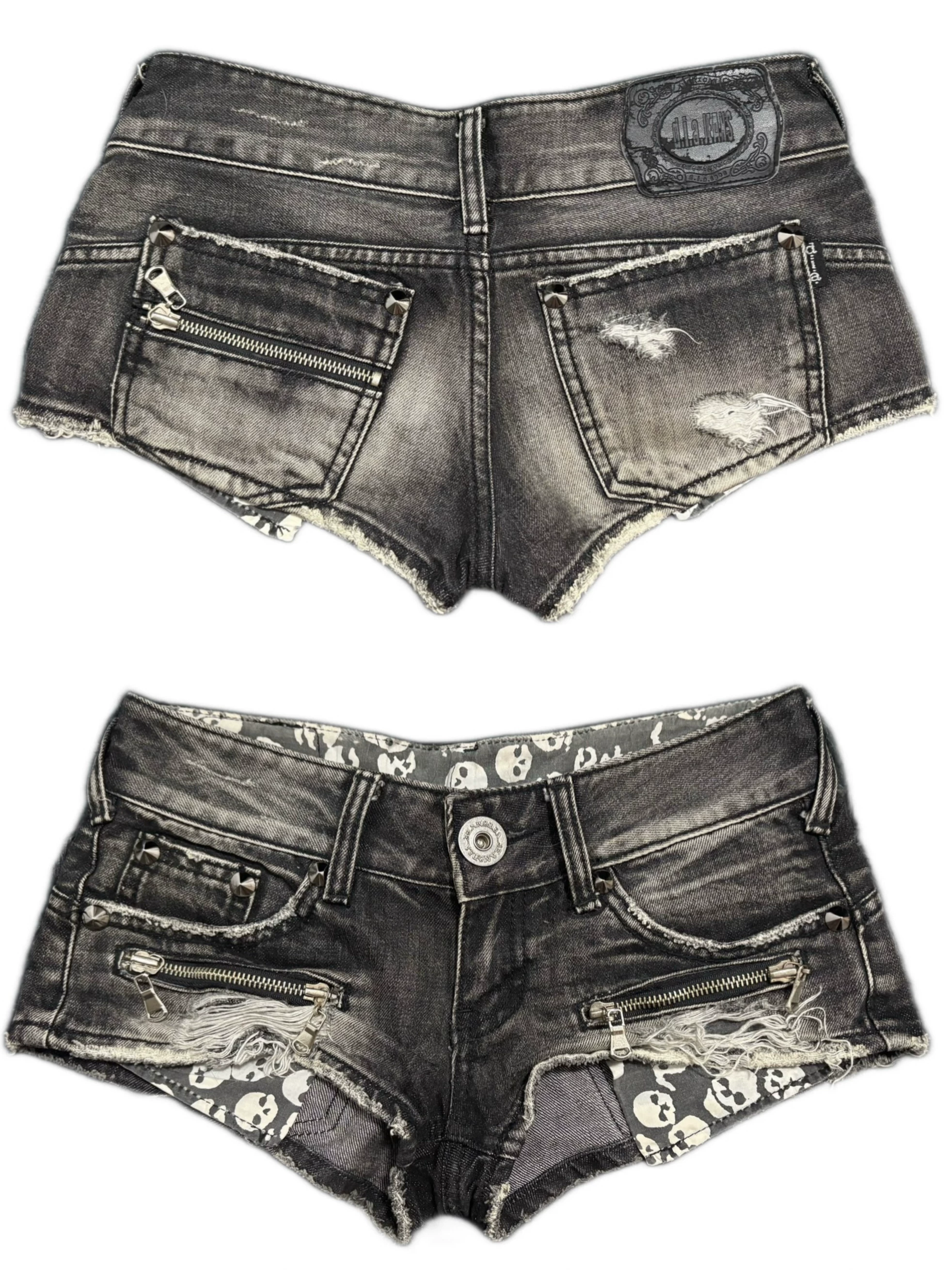 (Good Night) in Stock D.I.A Skull Print Rare Vintage American-Style Denim Skinny Shorts