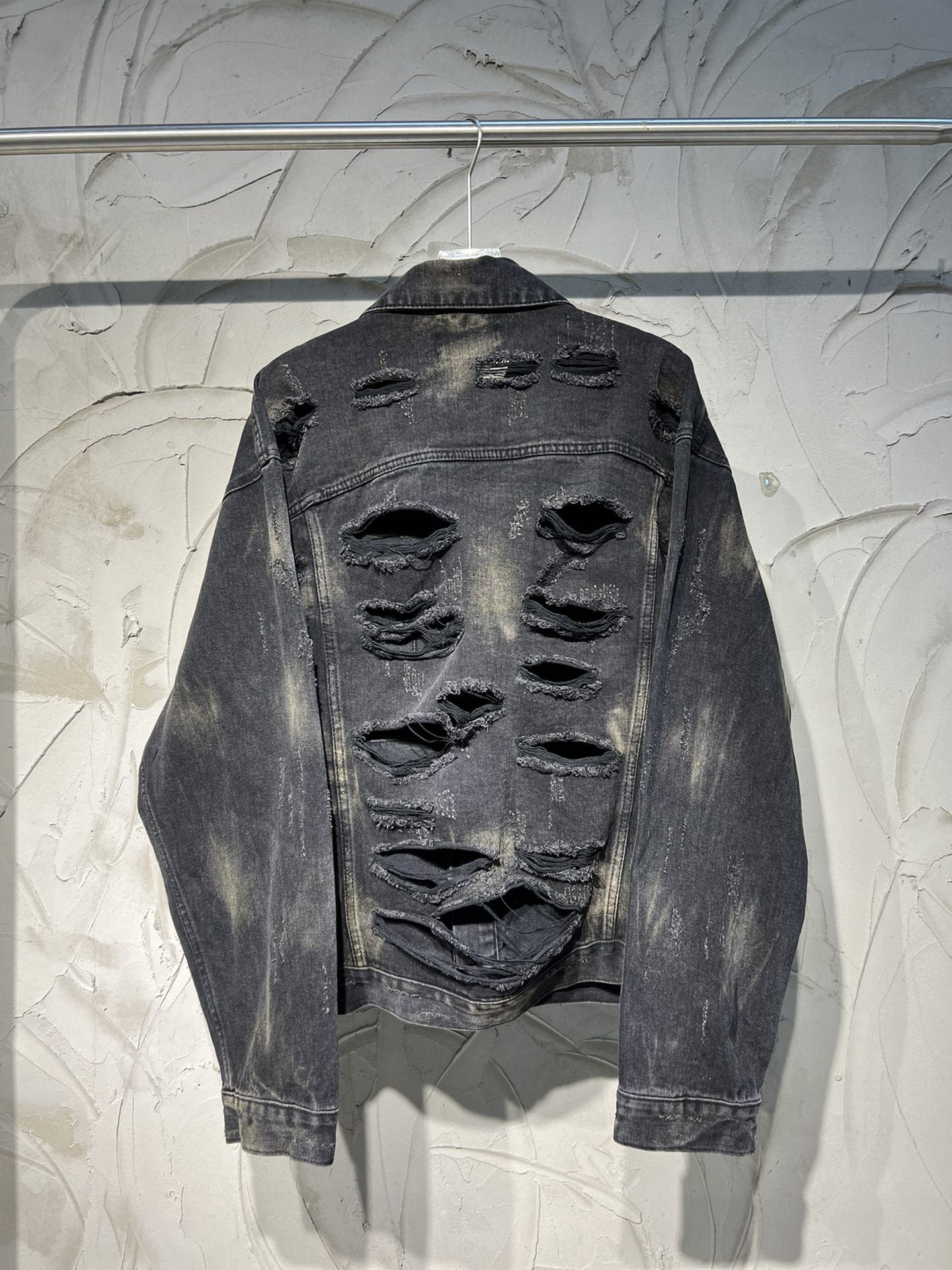 High version B home washed vintage ripped Denim hand worn OS loose version men and women same style Denim coat