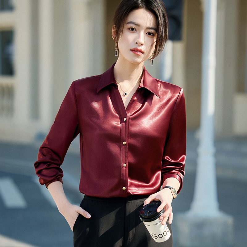 High-grade Retro Red Satin Shirt 2025 Fashionable Inner Wearing Commuter Anti-wrinkle Shirt European-made Top