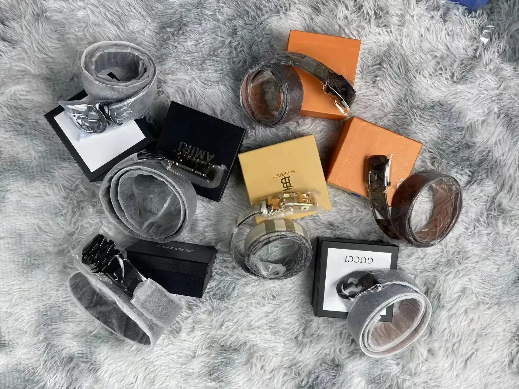 *(PD Legacy)Belt Blind Box, randomly sent with or without box, no refunds or exchanges.