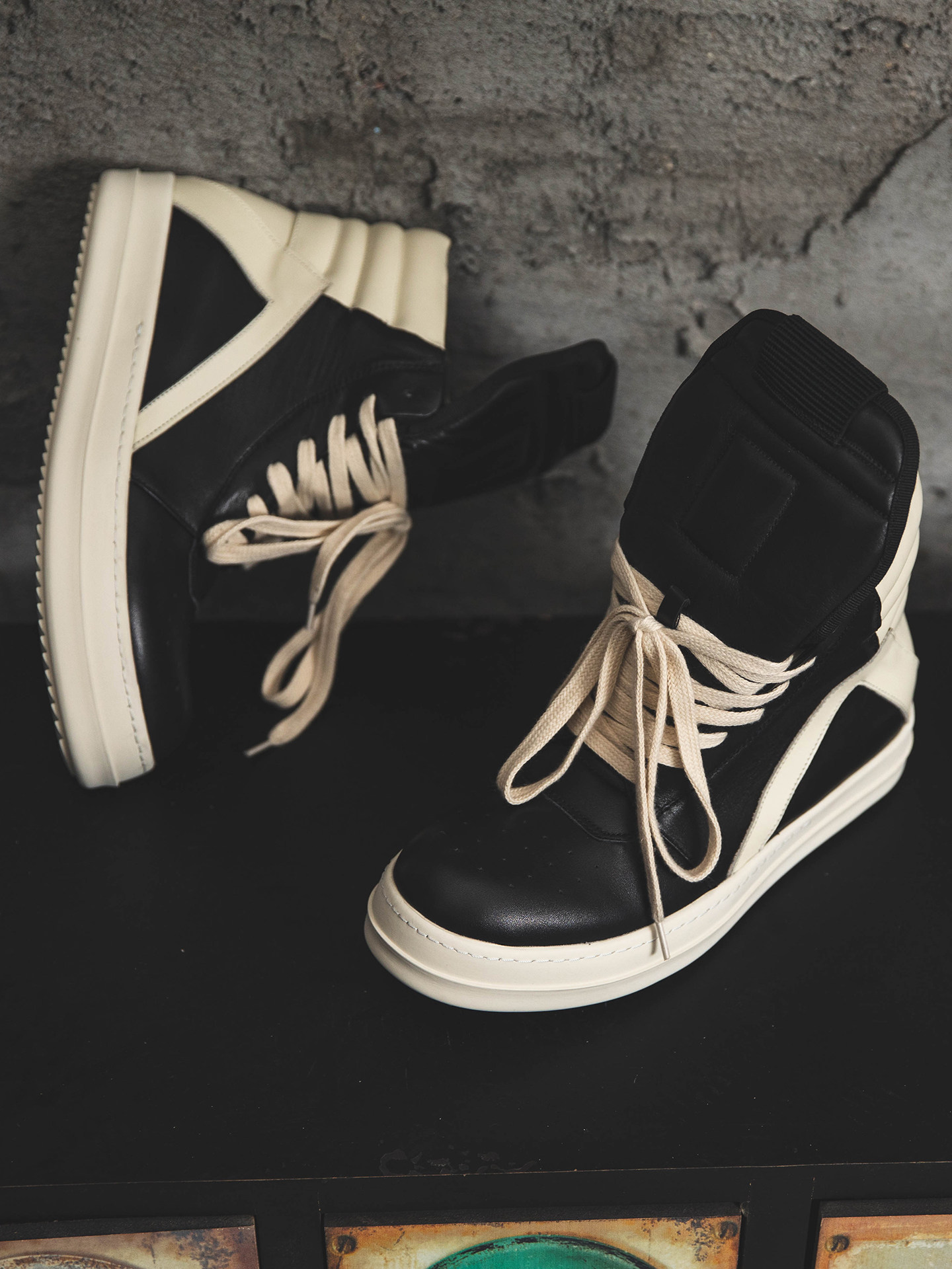 Ro Inverted Triangle High-Top Shoes for Men, Genuine Leather Thick-Soled Lace-Up Large Size Sneakers, European and American Style Short Boots for Women, Trendy Spring and Autumn Models