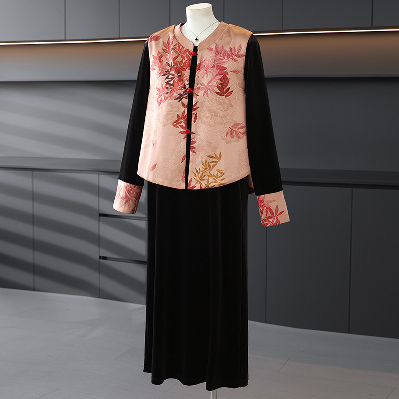 Mom's Spring Outfit: Velvet Dress Two-Piece Set for Middle-Aged and Elderly Women, New Chinese Style Elegant Vest and Jacket for Spring and Autumn