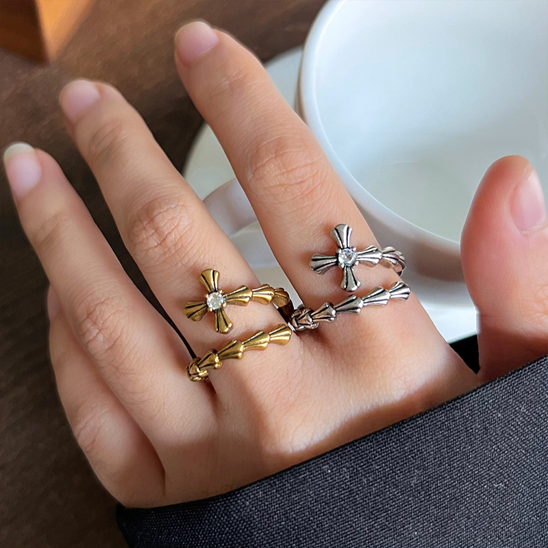 Lanzhi 925 Silver Ring Cross Hand Jewelry Trendy Personality Hip-Hop Vintage Gold Ring for Men Non-Fading Niche Wholesale