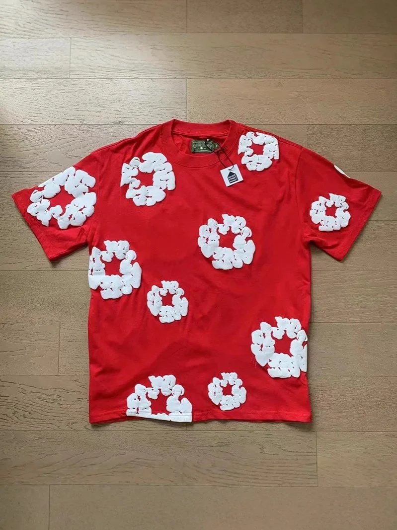 梅花短袖短裤套装  For more styles, contact WhatsApp +85244126288
