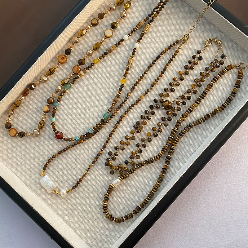 Tiger Eye Stone Beaded Necklace Autumn and Winter Retro Maillard Style Clavicle Chain Fashionable Elegant Necklace Jewelry for Women High-End