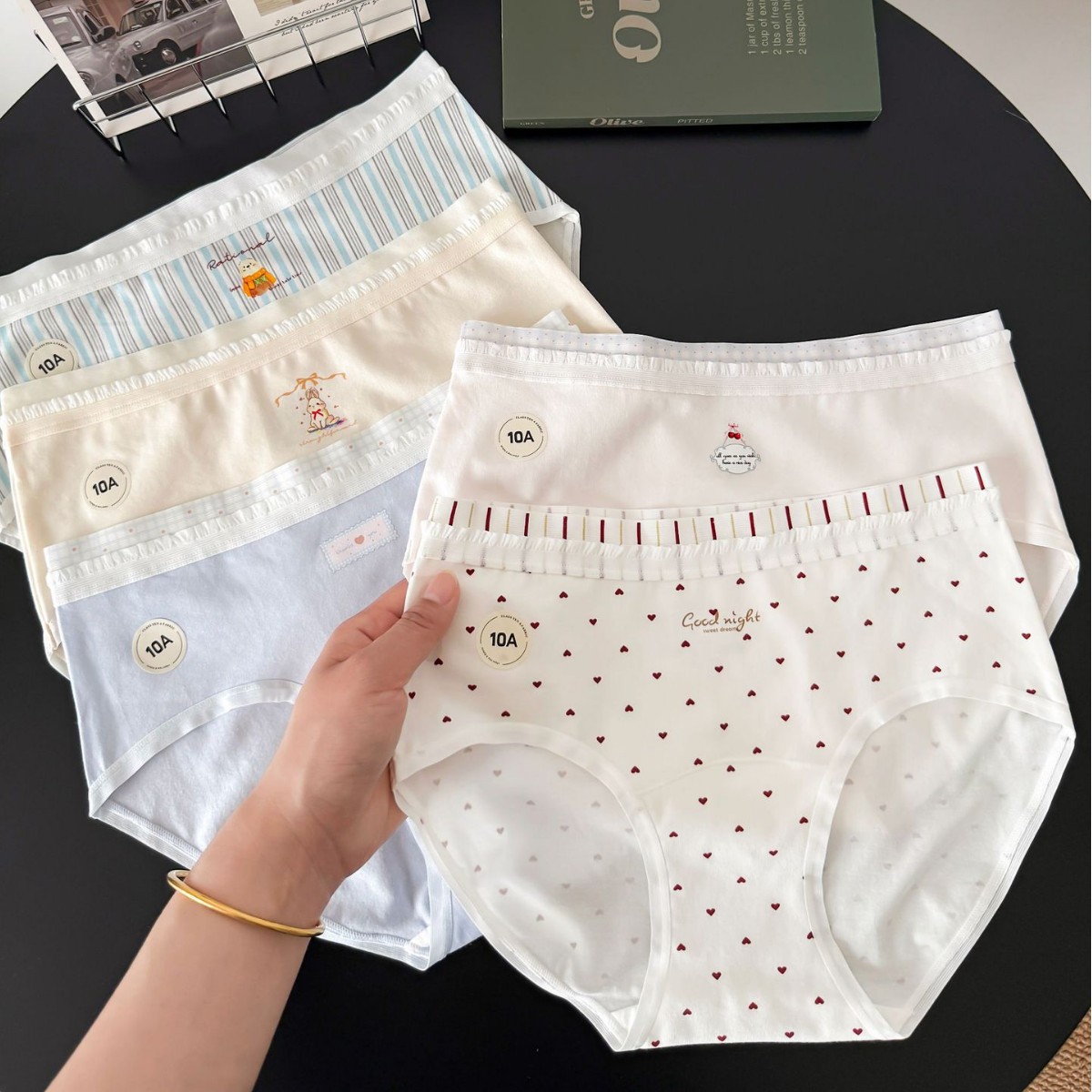 A6158 Low-Saturation Soft and Cute Korean-Style Women's Panties, Mid-Waist Sweet Girl Briefs, Pure Cotton with Extended Crotch 10A