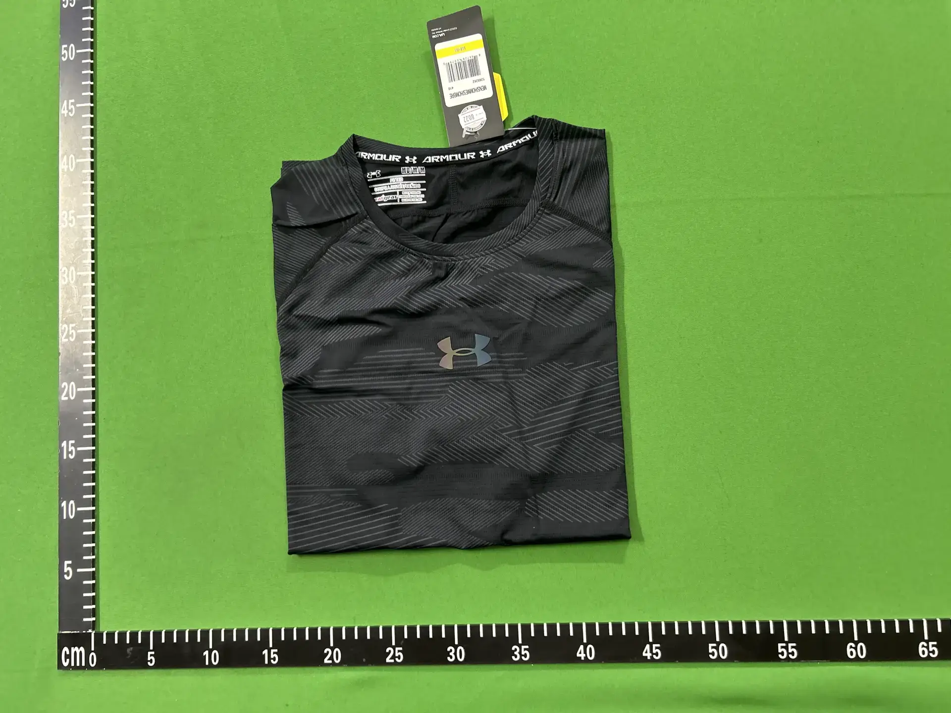 Under Armour Men's Short Sleeve Shirt