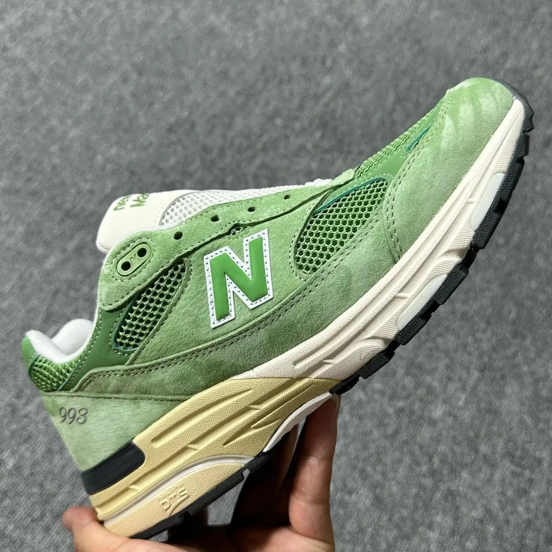 NB 993绿色！ 总裁版本！细节，鞋型 做工 材质 市售天花板没有之一[拳头]追求高端完美你就来[握手] 尺码36-46.5全码出货！ 编码AB5289