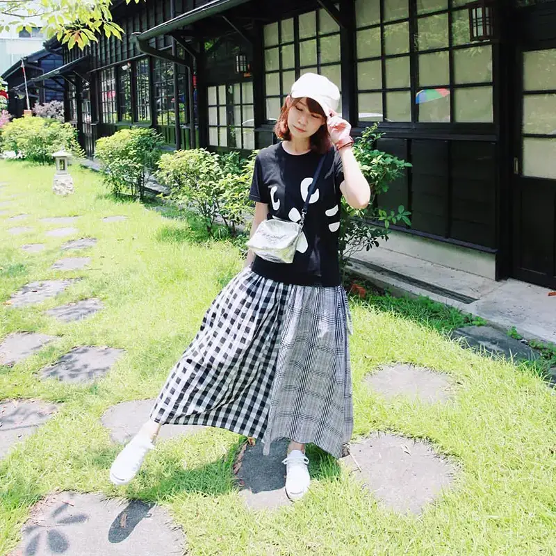 Japanese single niche cute trend black surprise cat cartoon printed T-shirt women's short sleeved pure cotton summer round neck top