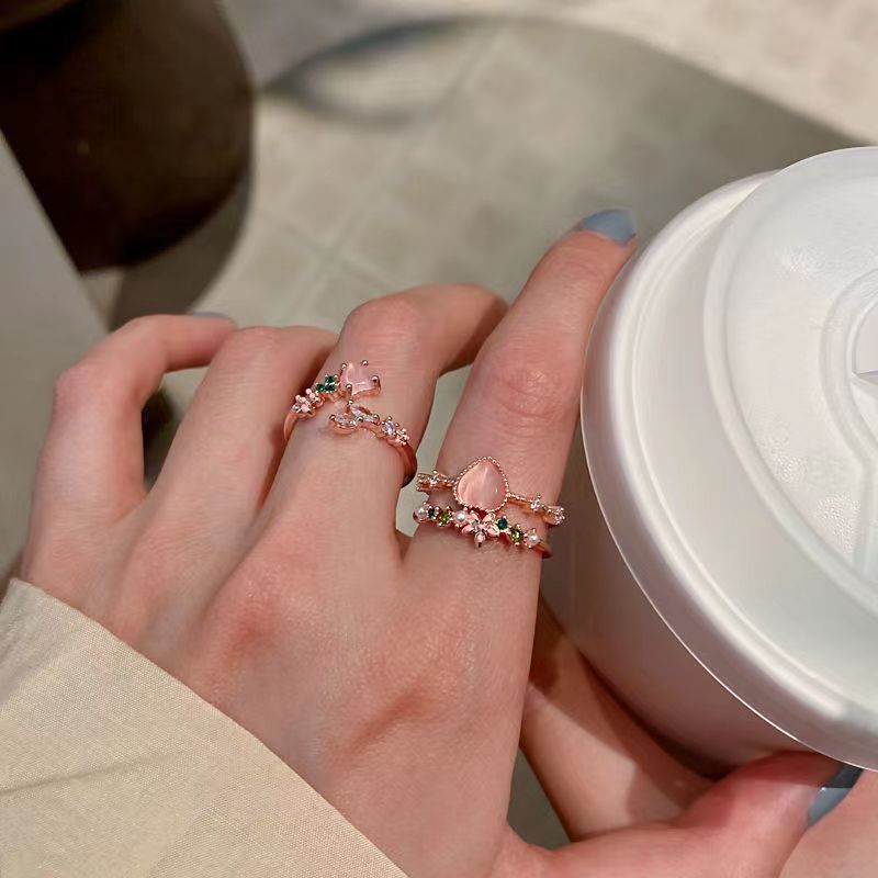 Pink Heart-Shaped Zircon Ring for Women, Japanese and Korean Style, Fresh and Unique Design, Light Luxury, High-End Feel, Adjustable Ring, Fresh and Sweet