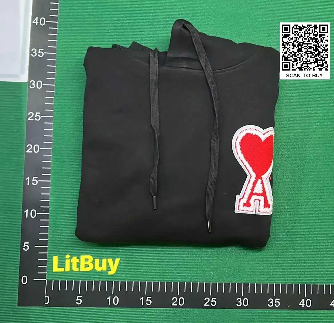 AMI Paris Ami de Coeur Hoodie Black