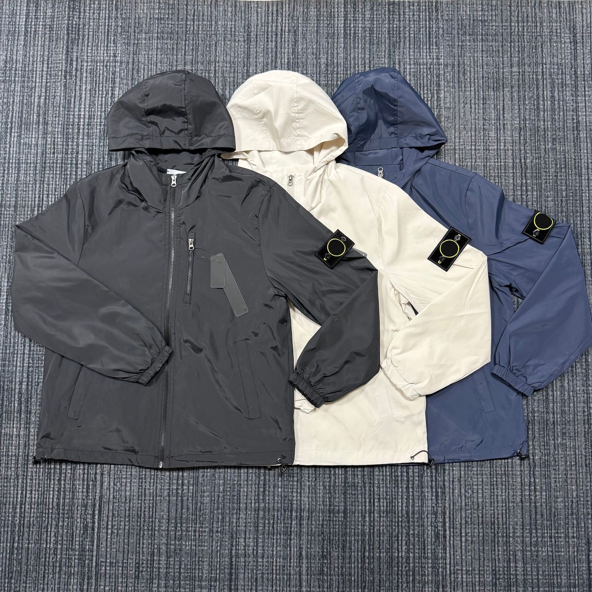 Cross-Border Ston Island Classic Compass Badge Slightly Wrinkled Hooded Windproof Jacket with Zipper and Multiple Pockets for Outdoor Use