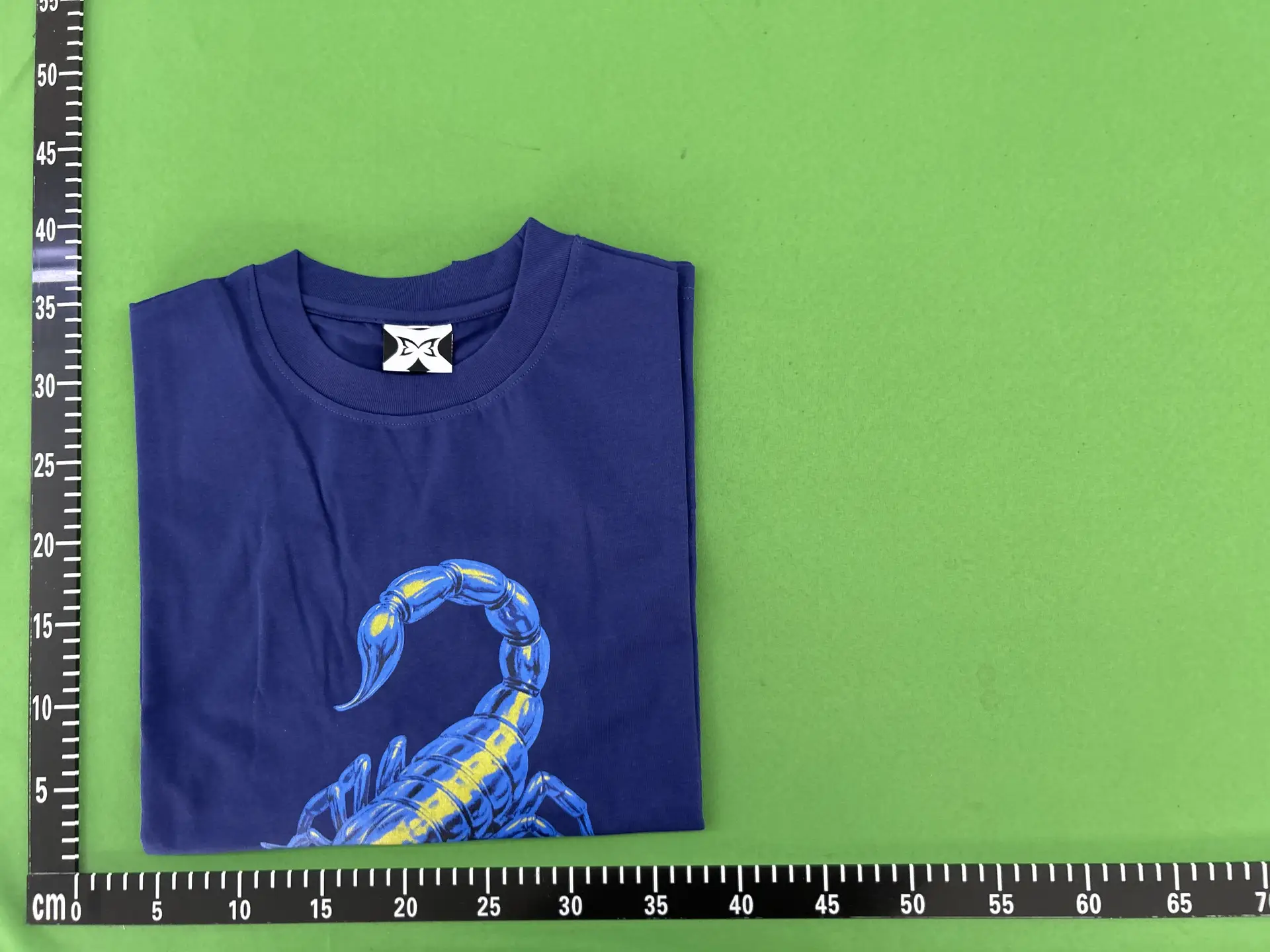 ME deep blue scorpion short sleeved shirt