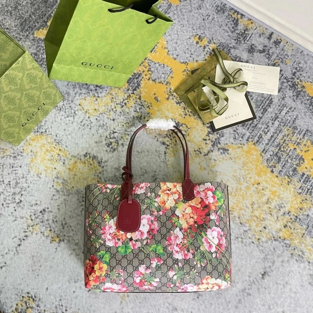 Gucci handbag