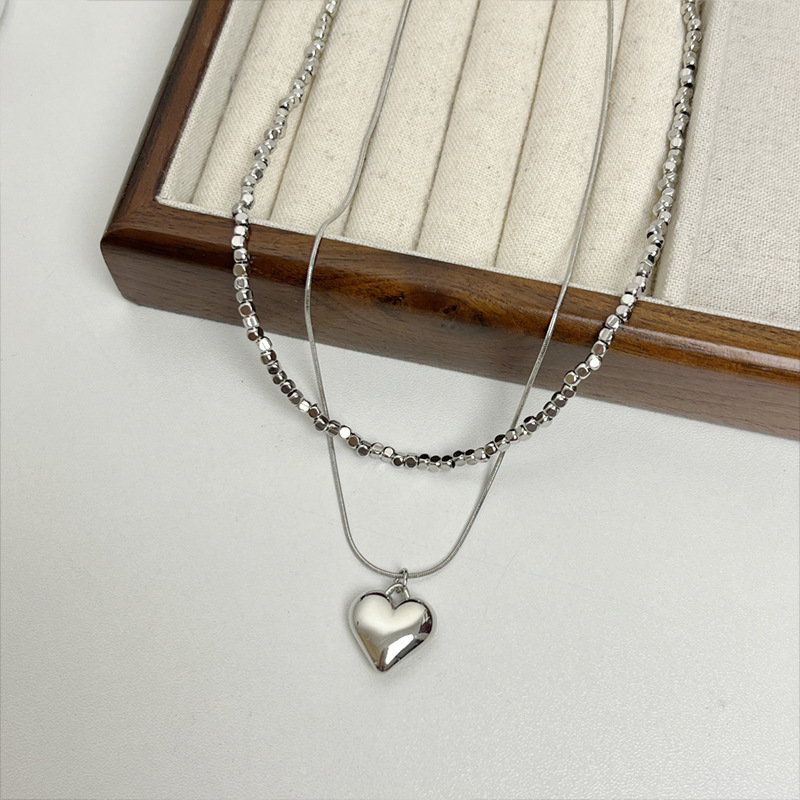 Broken Silver Double-Layered Heart Necklace for Women, Accessible Luxury Niche Design, Stacked, High-End, Versatile Clavicle Chain, Necklace Accessories