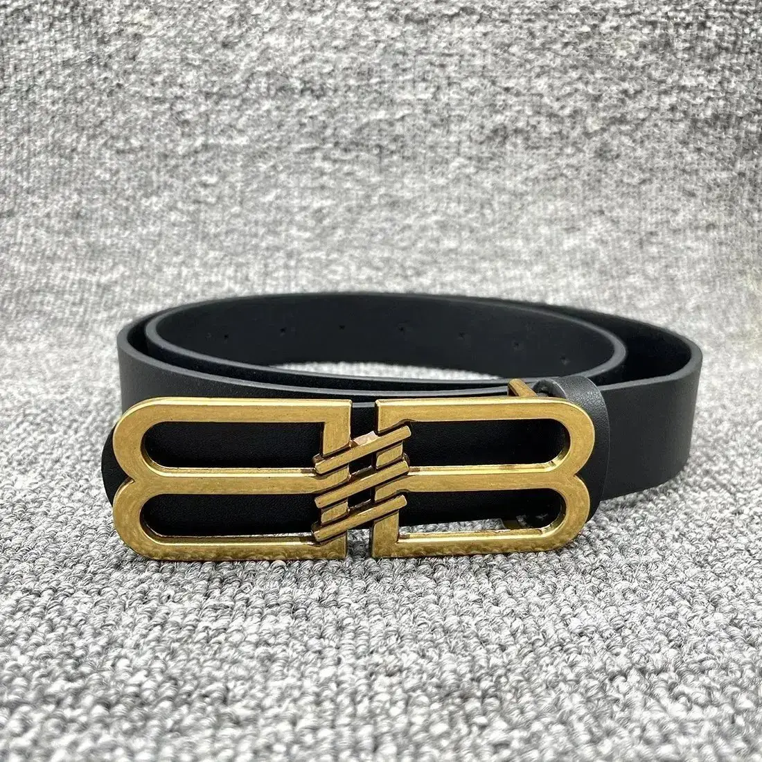 Balenciaga BB Belt Black Gold