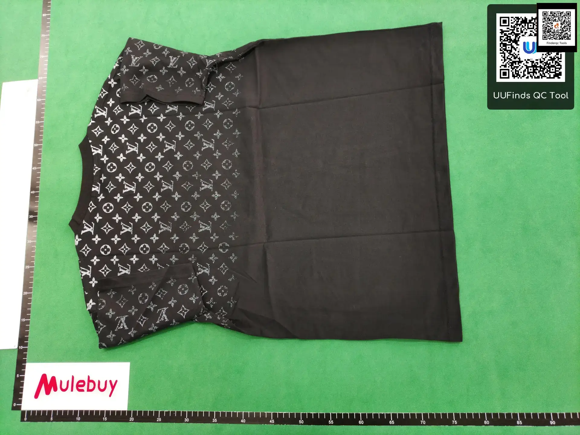 Louis Vuitton Monogram T-Shirt Black