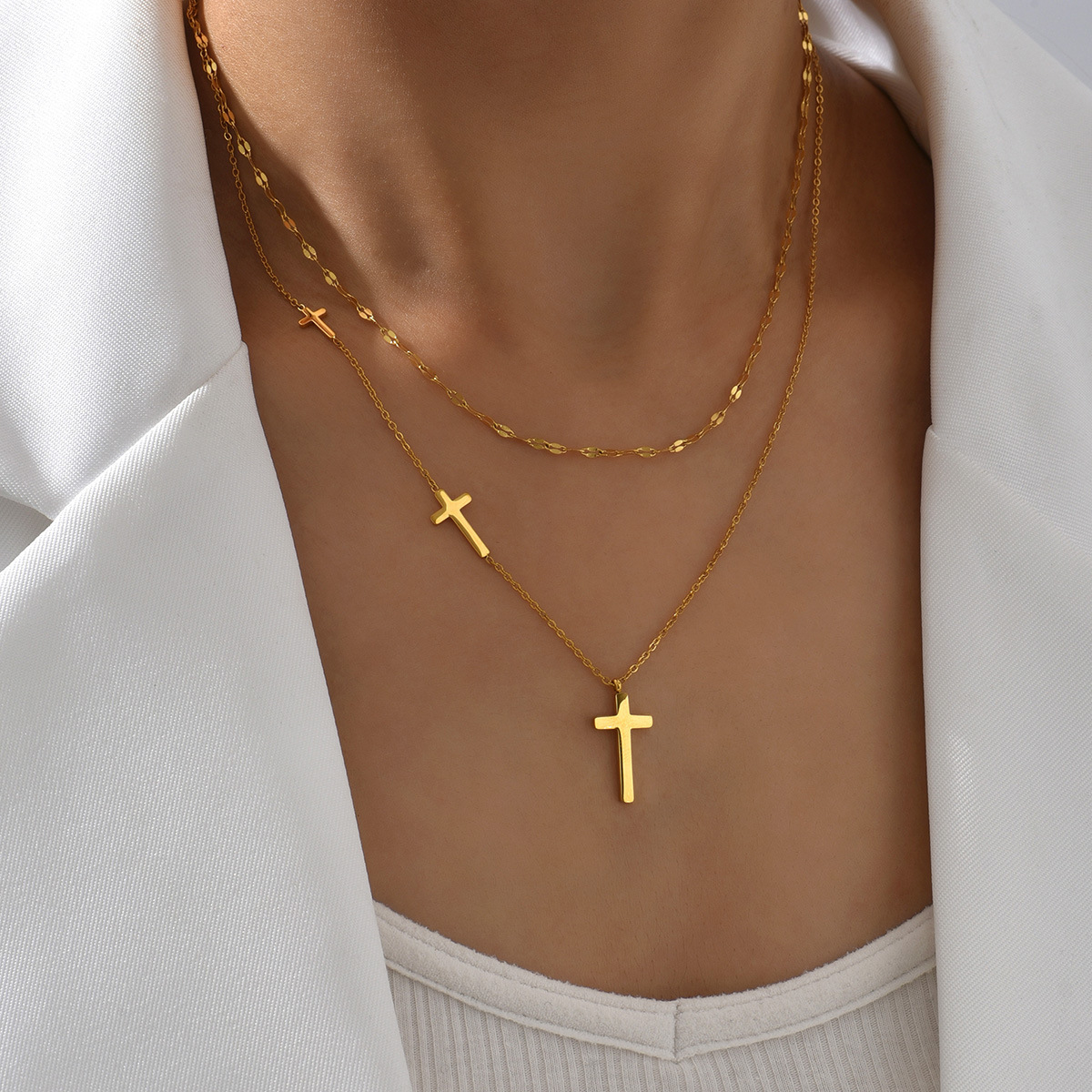 Cross-border European and American fashion simple cross double-layer necklace titanium steel does not fade 18K gold ins wind female clavicle neck chain