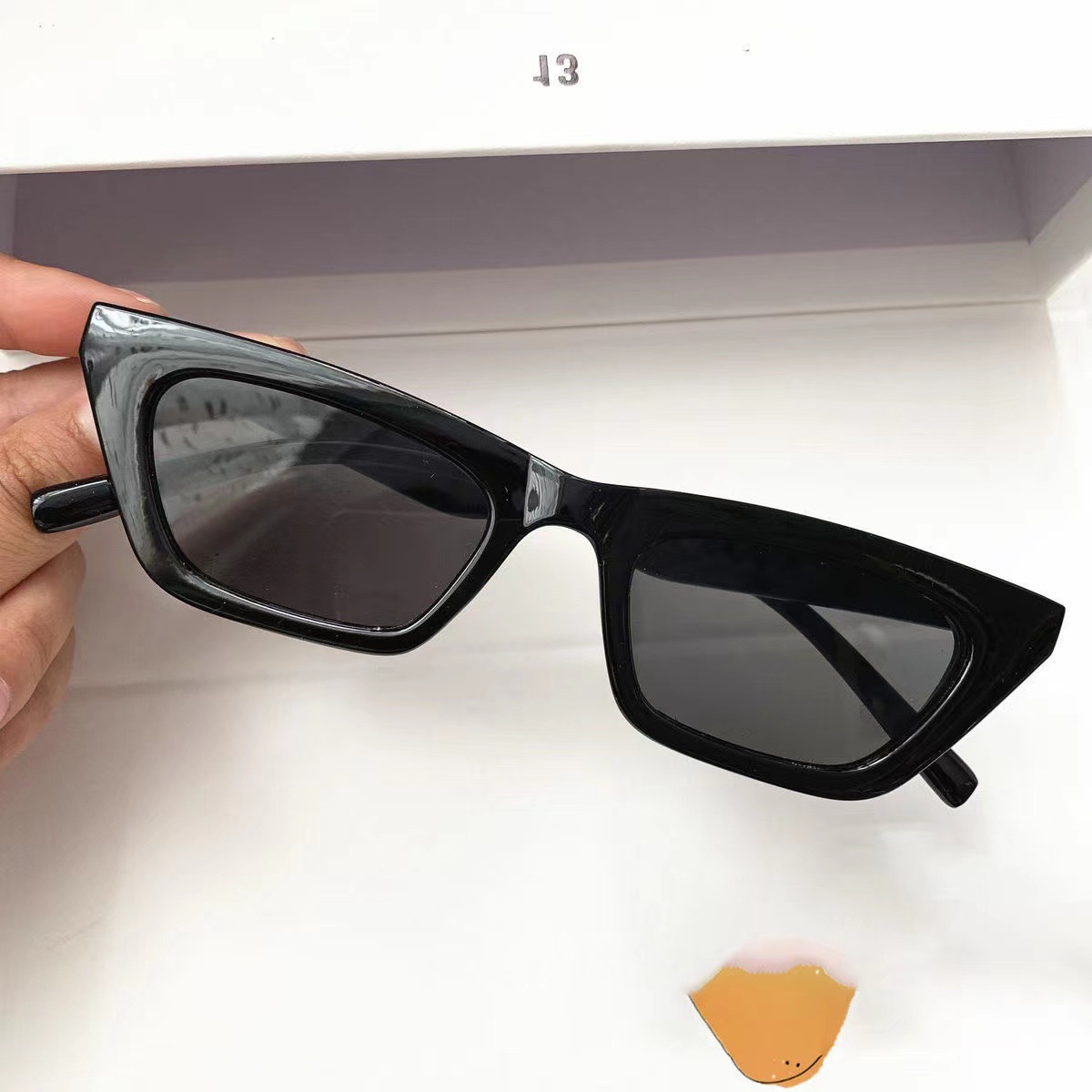 European and American Flat Square Frame Concave Shape Funny Glasses for Women Rectangular Street Style Sunglasses Trendy Men's Big Face Retro Sunglasses