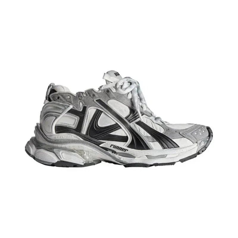 Balenciaga Runner sneakers