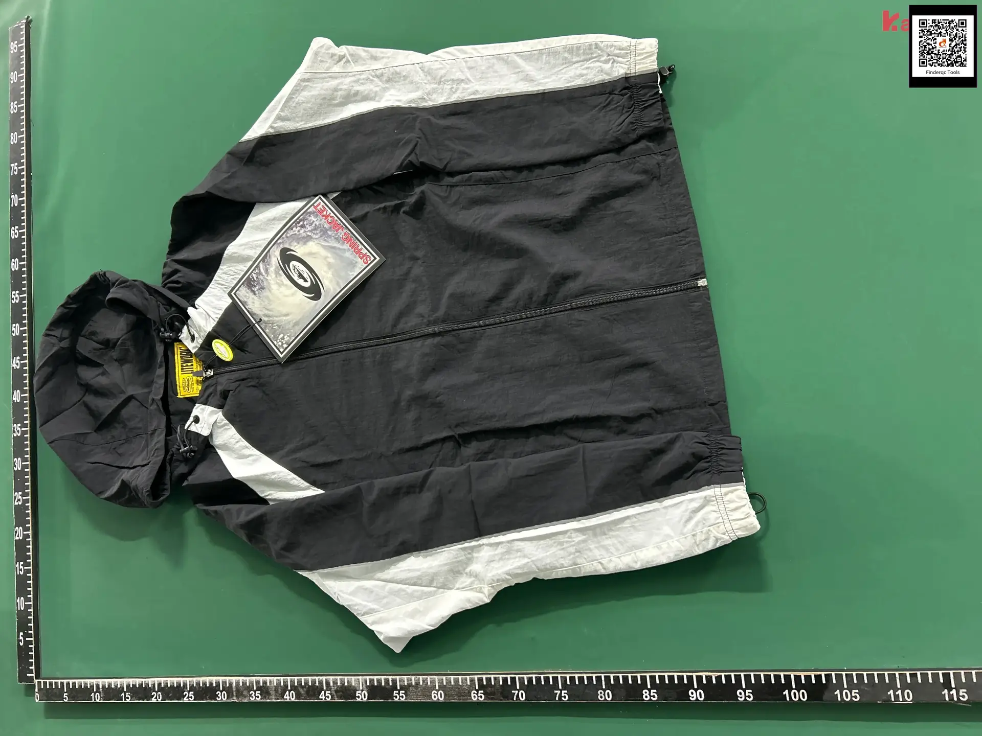 Cartaz Spring Jacket Black White