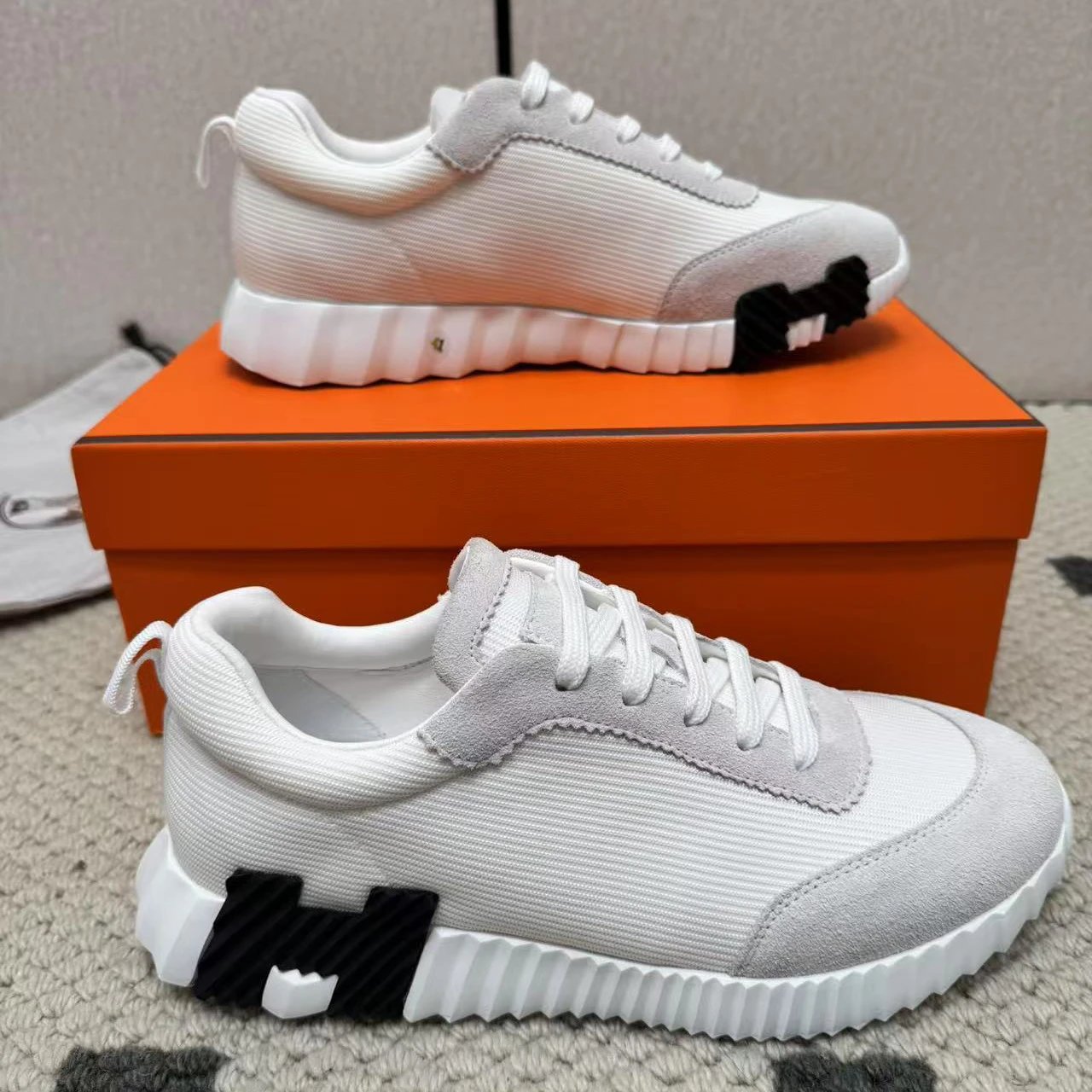 Her.mes 运动鞋 Foto QC de WEIDIAN na Qualit.ly