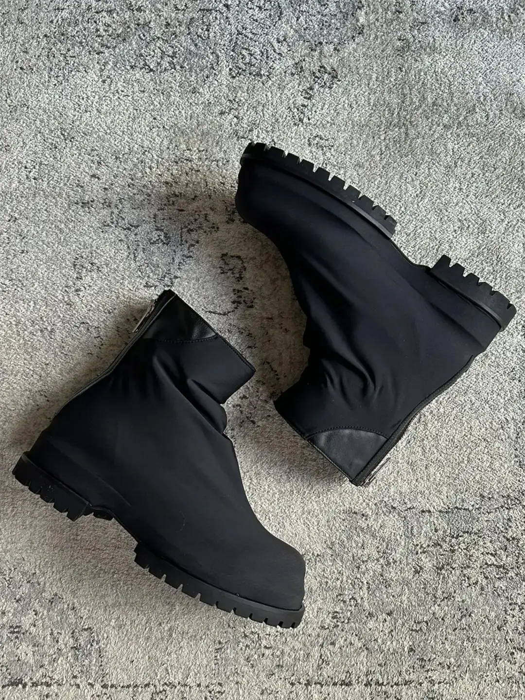 Reproduced Marathon Station Boots for Men, Lycra Pleated Short Boots, Super Cool Work Boots with Back Zipper, Short Hiking Boots, Trendy