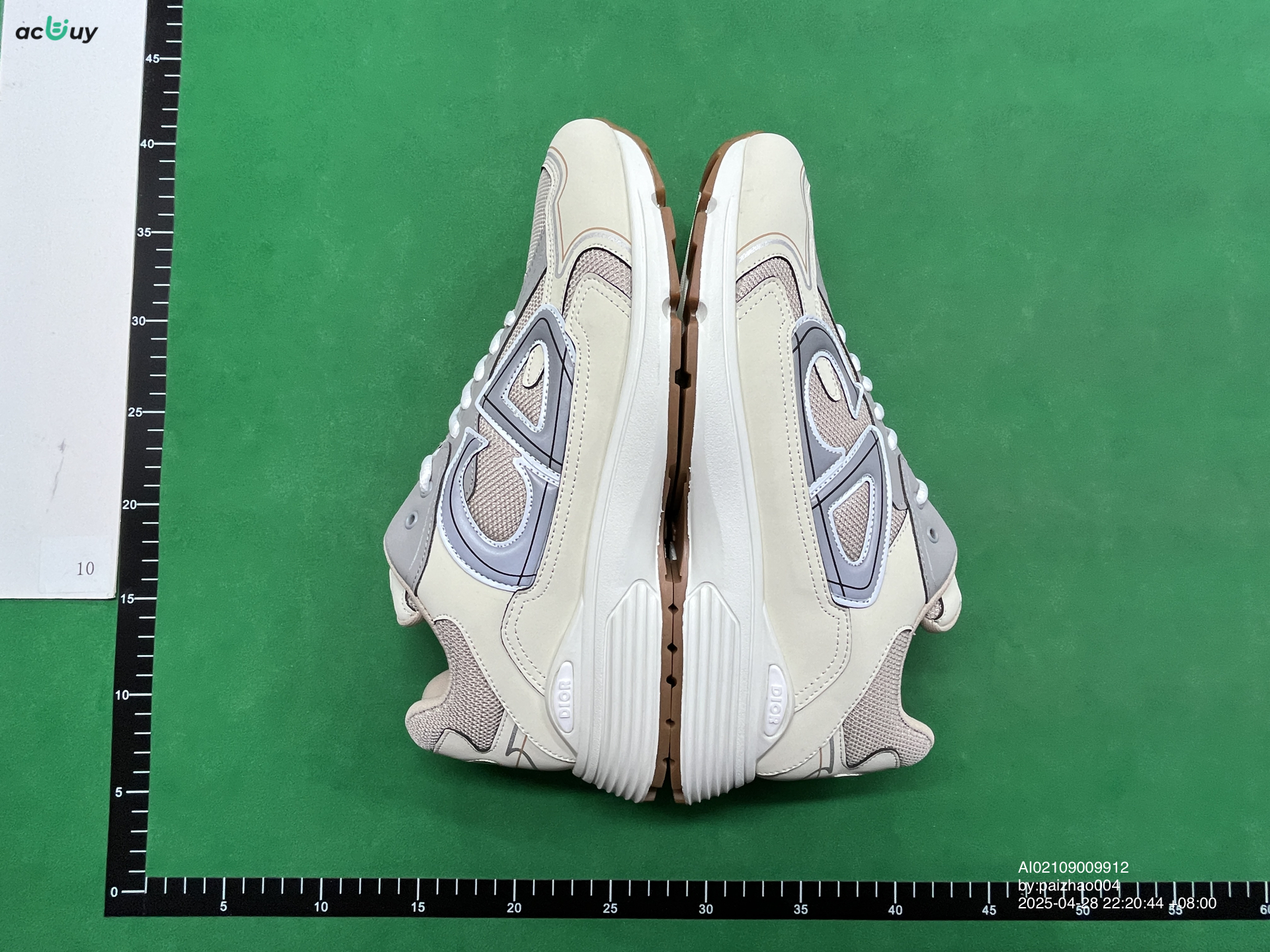 Dior B23 QC