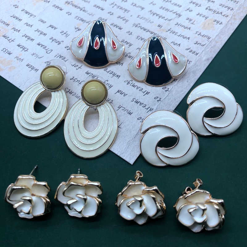 Hong Kong Style French Western Antique Silver Needle Earrings White Color Series Folded Flower Drop Glaze Enamel Earrings A5