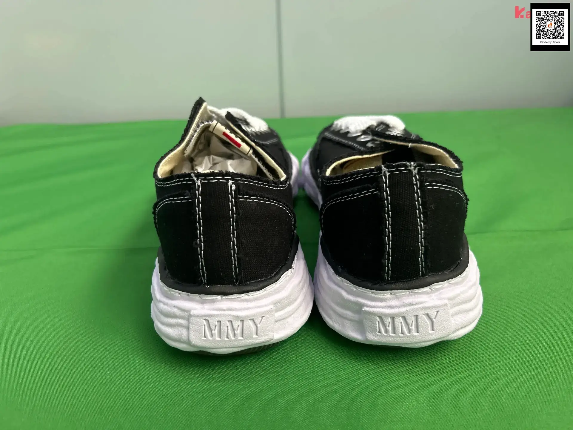 Maison Mihara Yasuhiro MMY Original Sole Low Top Sneakers