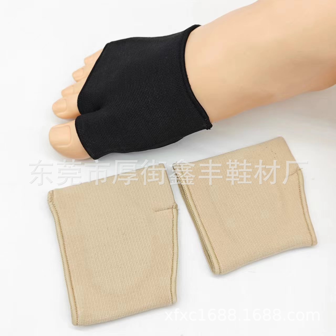 Front Foot Pad Toe Divider Protective Cover Hallux Valgus Separator Plus Silicone Super Soft Shock Absorbing Massage Foot Protective Cover