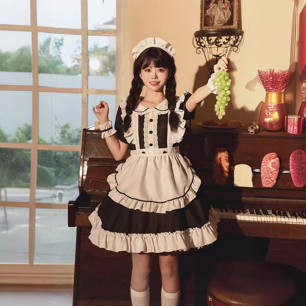 Cross-Border Amazon Pure Desire Style Maid Outfit Japanese Role-Playing Restaurant Uniform Lace Short-Sleeved Maid