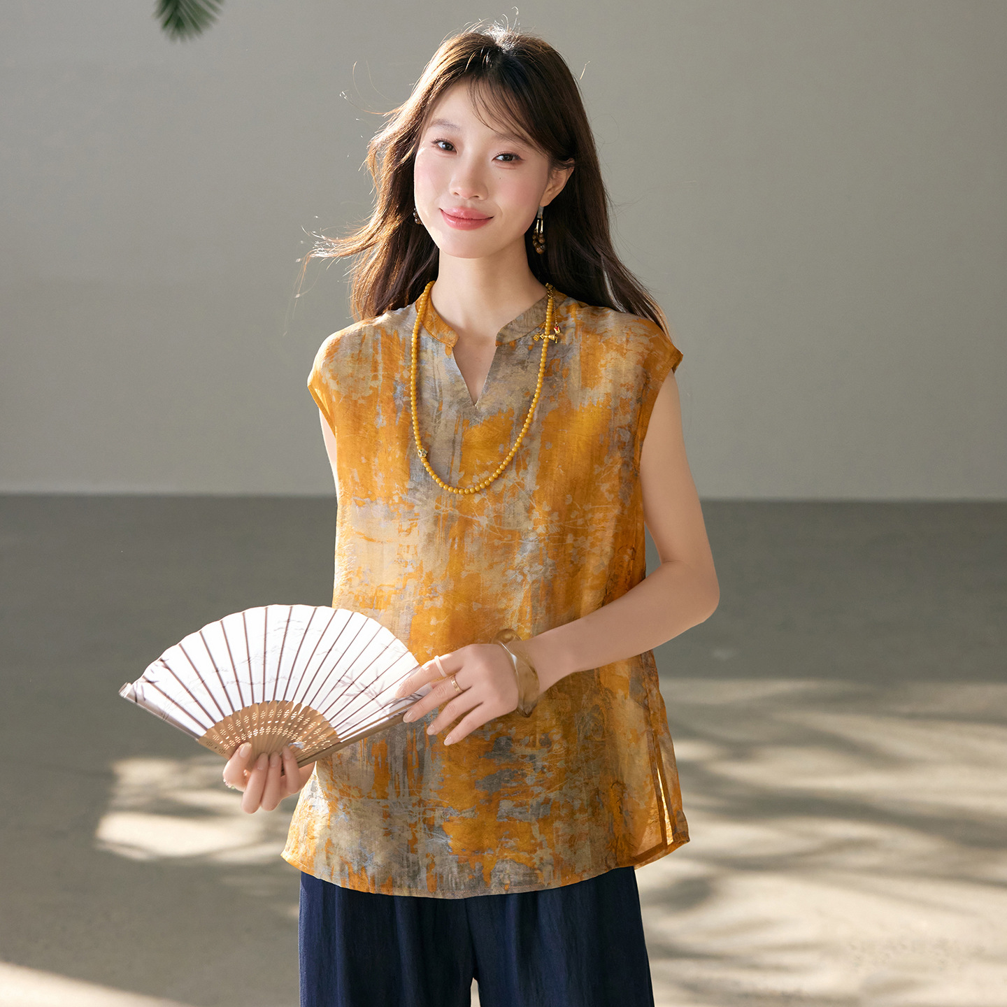 2025 Summer New Style New Chinese Style Silky Satin Stand Collar Short-Sleeved Elegant Printed Loose-Fitting Bottoming Shirt for Women