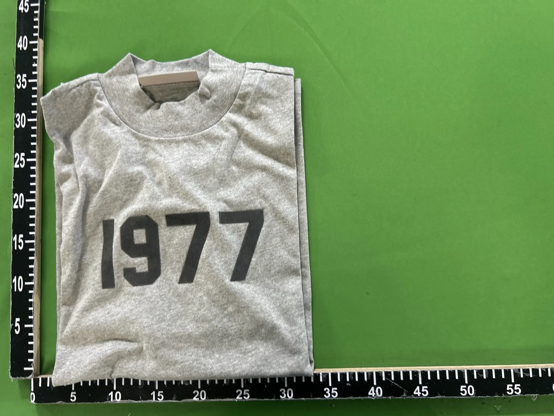 2022SS long sleeve T-shirt 1977 flocking ESSENTIALS sweater fashion brand printing cross-border hot sale