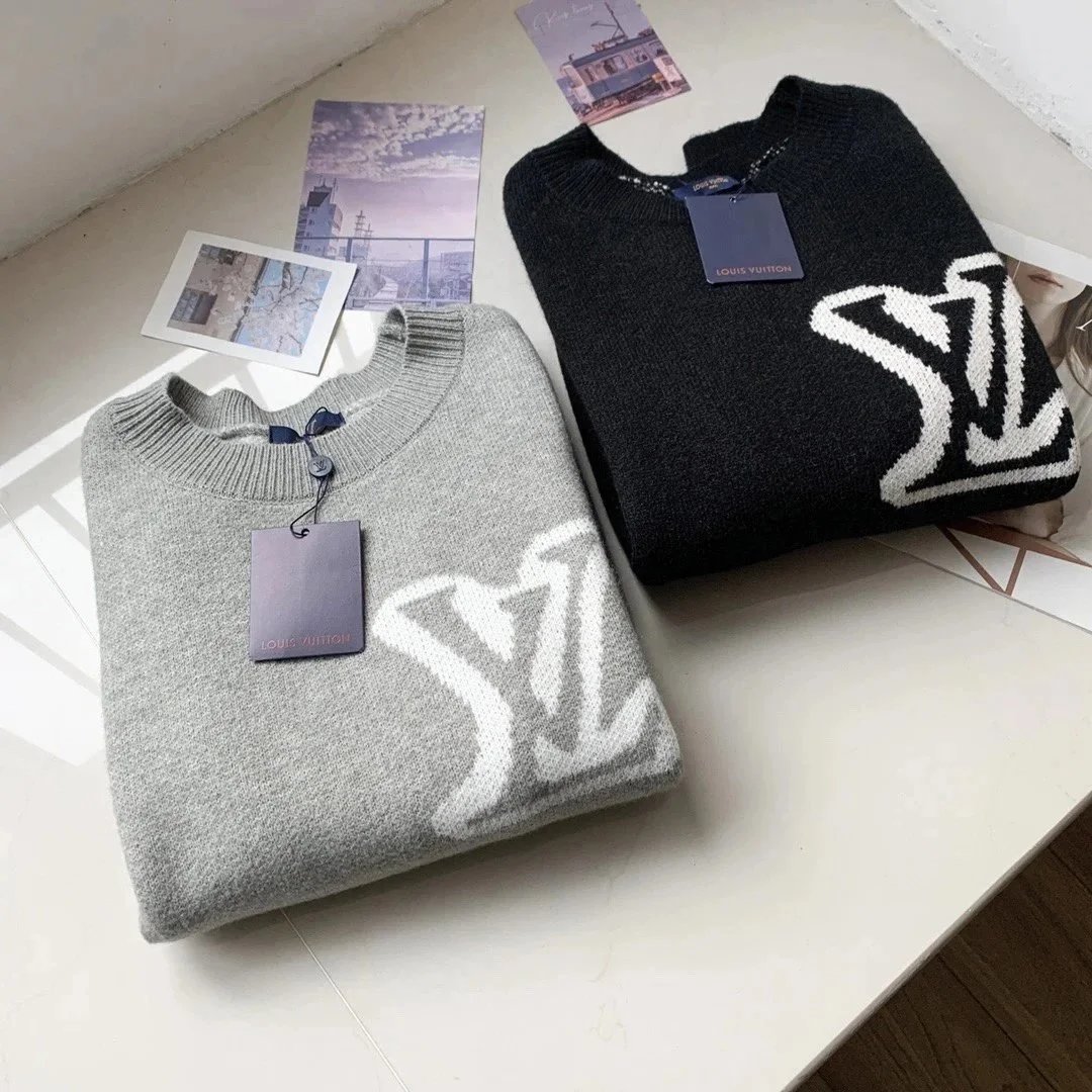 Louis Vuitton Monogram Sweater QC photo from WEIDIAN on Qualit.ly
