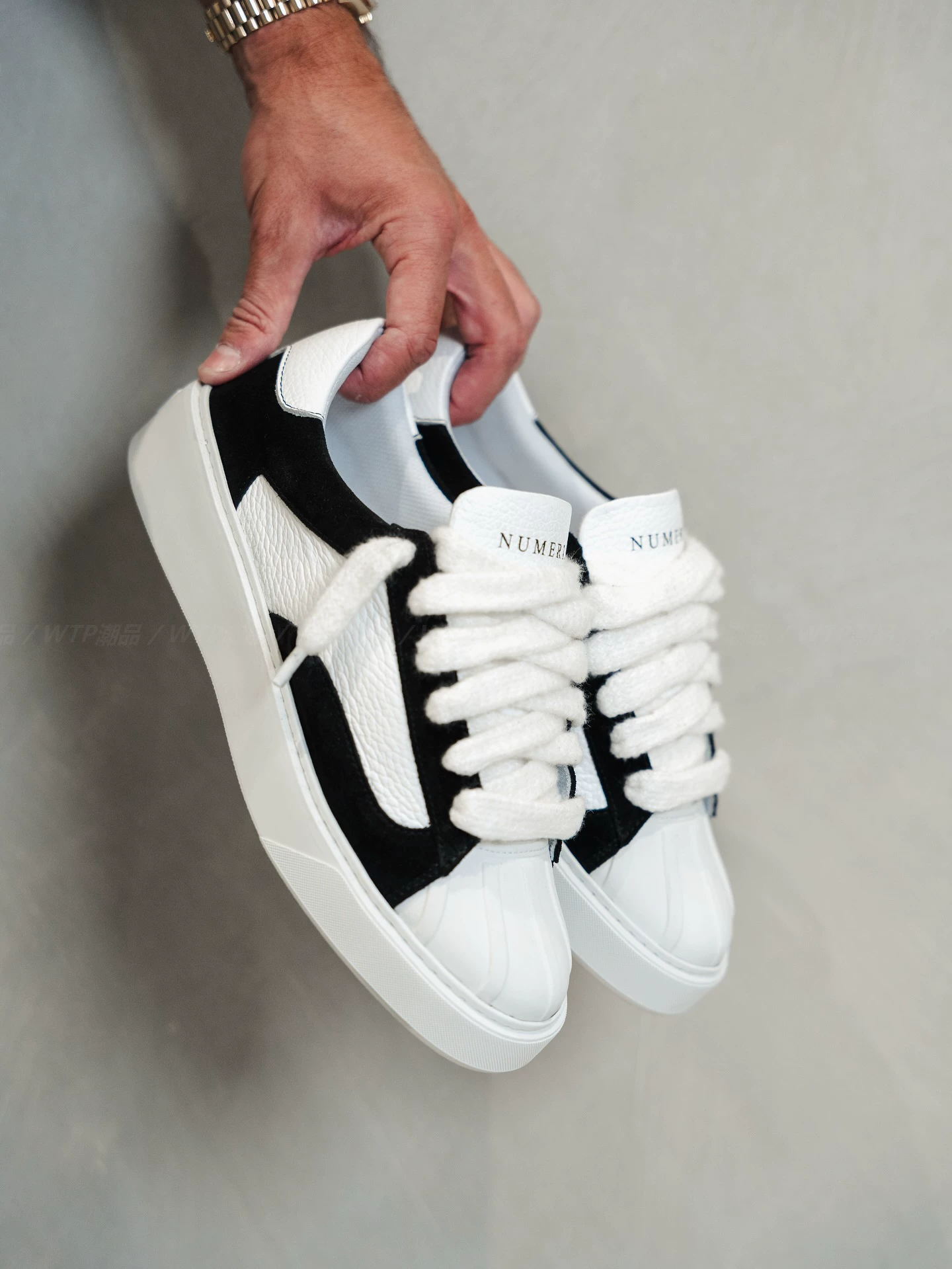 British High Street Luxury Brand Numeris Low-Top Shell-Toe Thick-Soled Fashionable Versatile Height-Increasing Casual Sports White Sneakers Foto QC de TAOBAO na Qualit.ly
