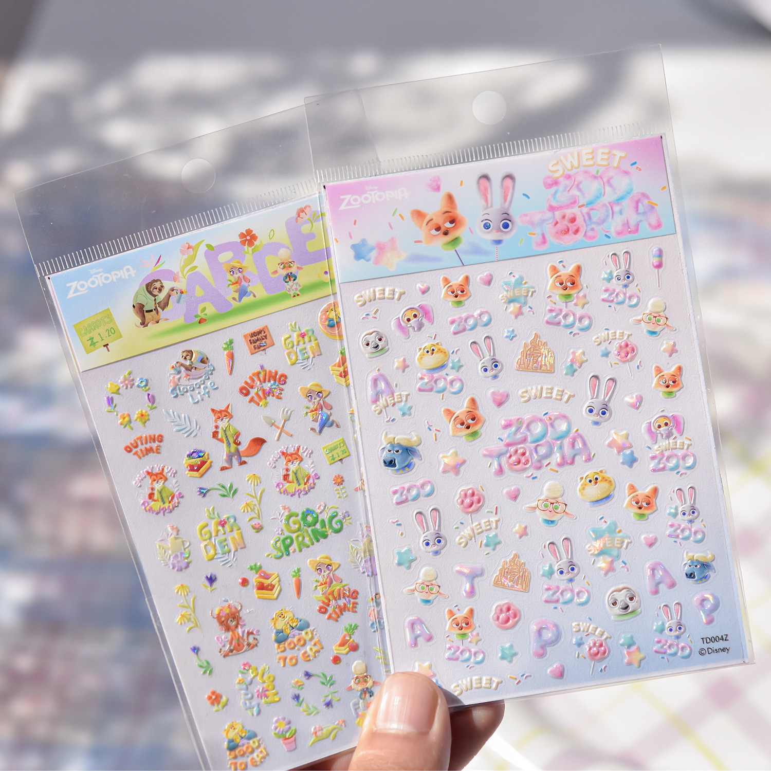 Disney & Tomoni Shell Light Nail Art Stickers Children's Cartoon Rabbit Police Officer Fox Nick Zootopia