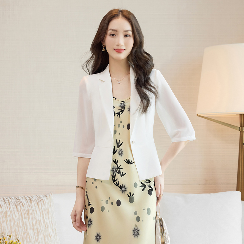 White Three-Quarter Sleeve Blazer for Women, 2026 Spring/Summer New Style, Waist-Cinching Ol Elegant Suit, Workplace Dress Set