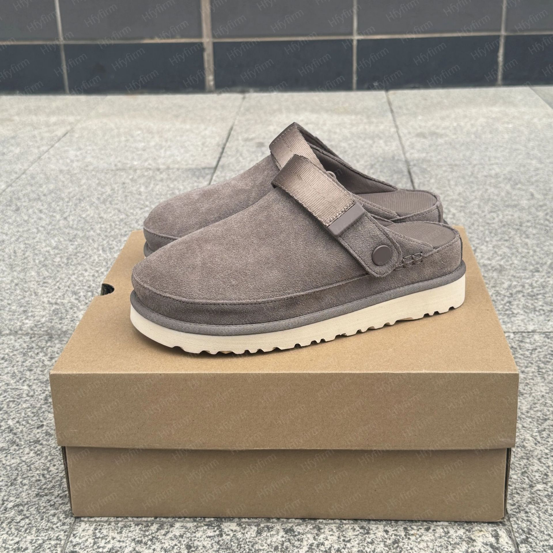 UGG Tasman X Suede Clog Chestnut