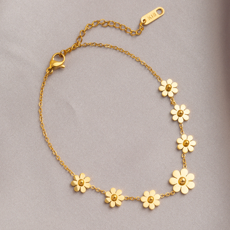Fresh and Sweet Flower Daisy Titanium Steel Anklet for Women Niche High-End Ins Simple and Versatile Anklet That Does Not Fade