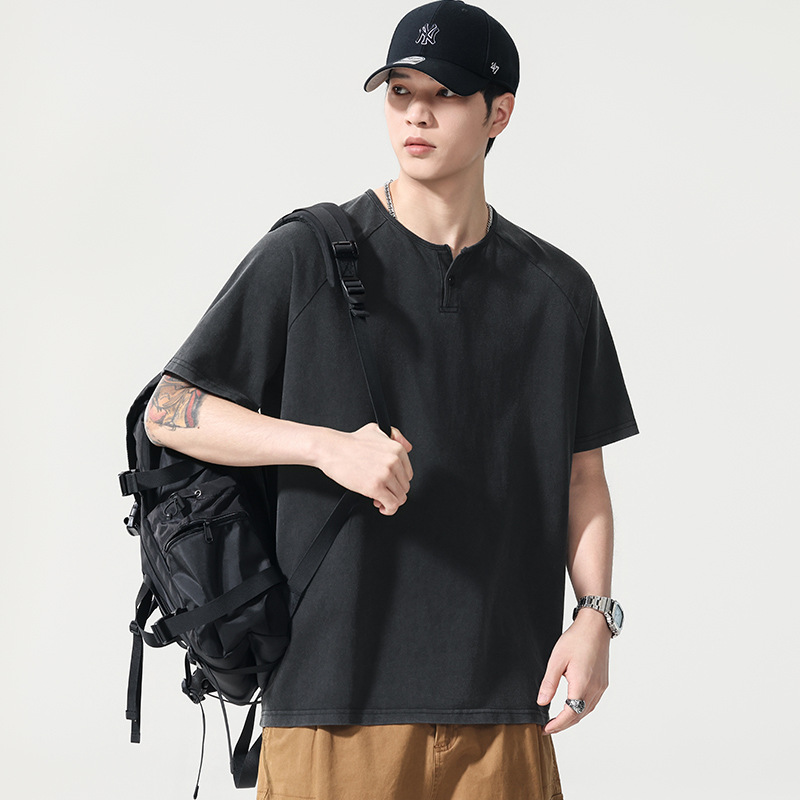 T2830 | Plus-Size Men's Summer Pure Cotton Henley Short-Sleeve T-Shirt, Loose Fit, Trendy Brand, Vintage Washed and Distressed Top.