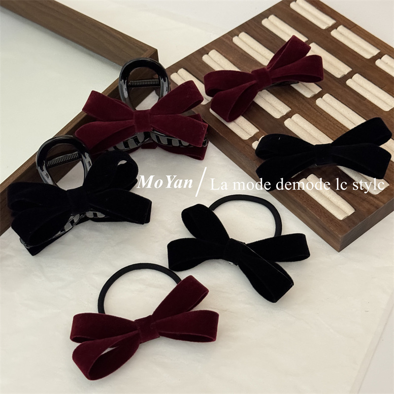 Vintage Velvet Three-Dimensional Bow Hairpin Half-Grasping Hair Grasping Internet Popular New Style Rubber Tendon Disc Hair Hairpin Women's Ponytail Clip