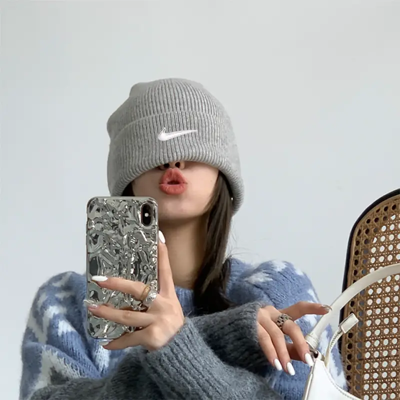 Nike Nike Men's and Women's Hats Fall and winter New arrival Sports Hats Cycling Woolen Hats Cold Hats Gray Knitting Hats Dc0505