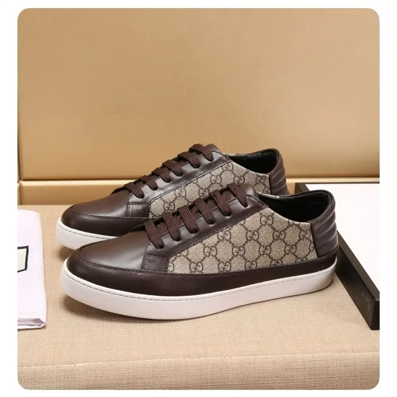 New Casual Fashion Men's Shoes Hong Kong Style Trendy Men's Shoes Cowhide Stitching with Sports Comfortable Driving Trendy Shoes Versatile