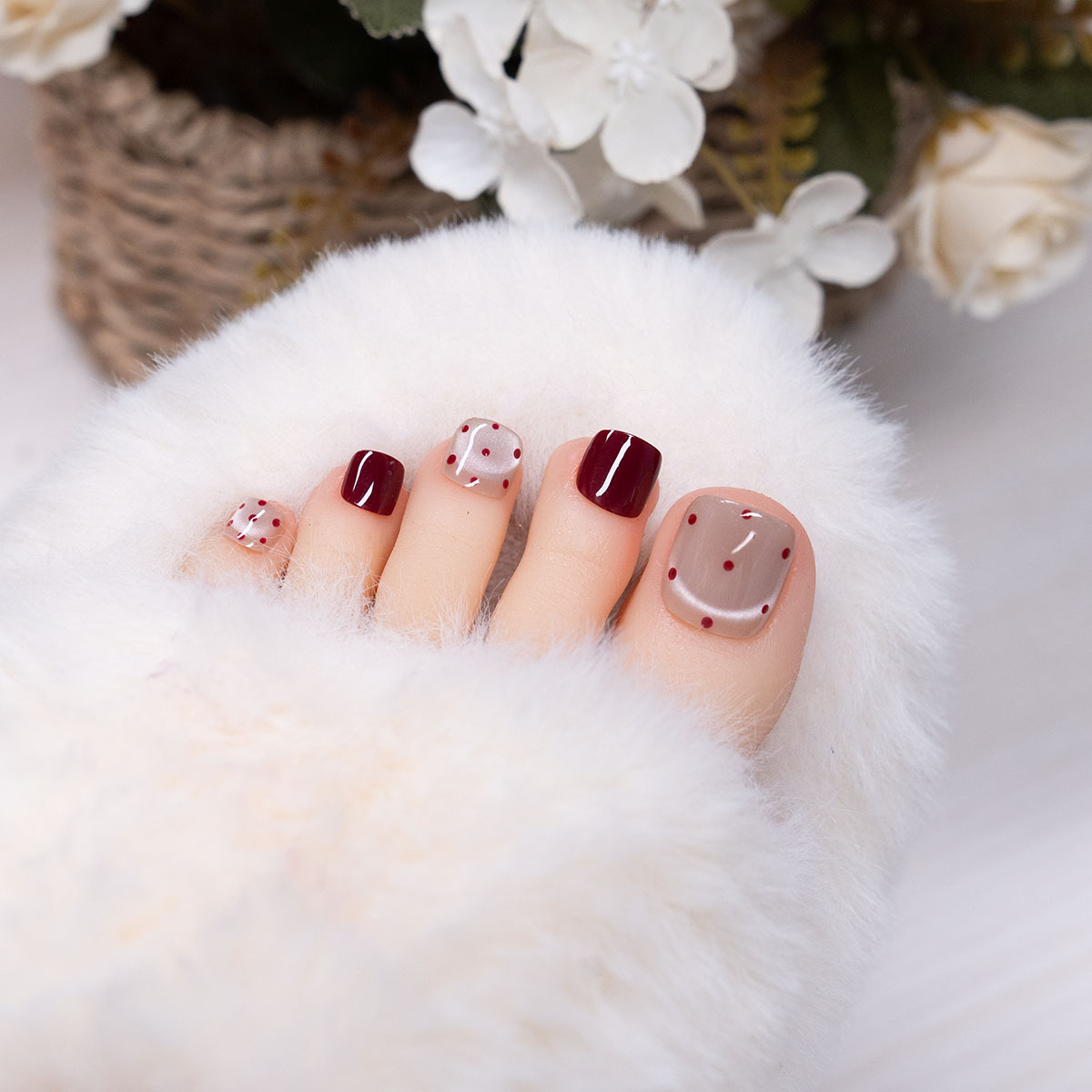 Code 14 pieces of sweet wave point French cat's eye toenails manual toenails plated crystal seal layer wear nail manufacturers wholesale