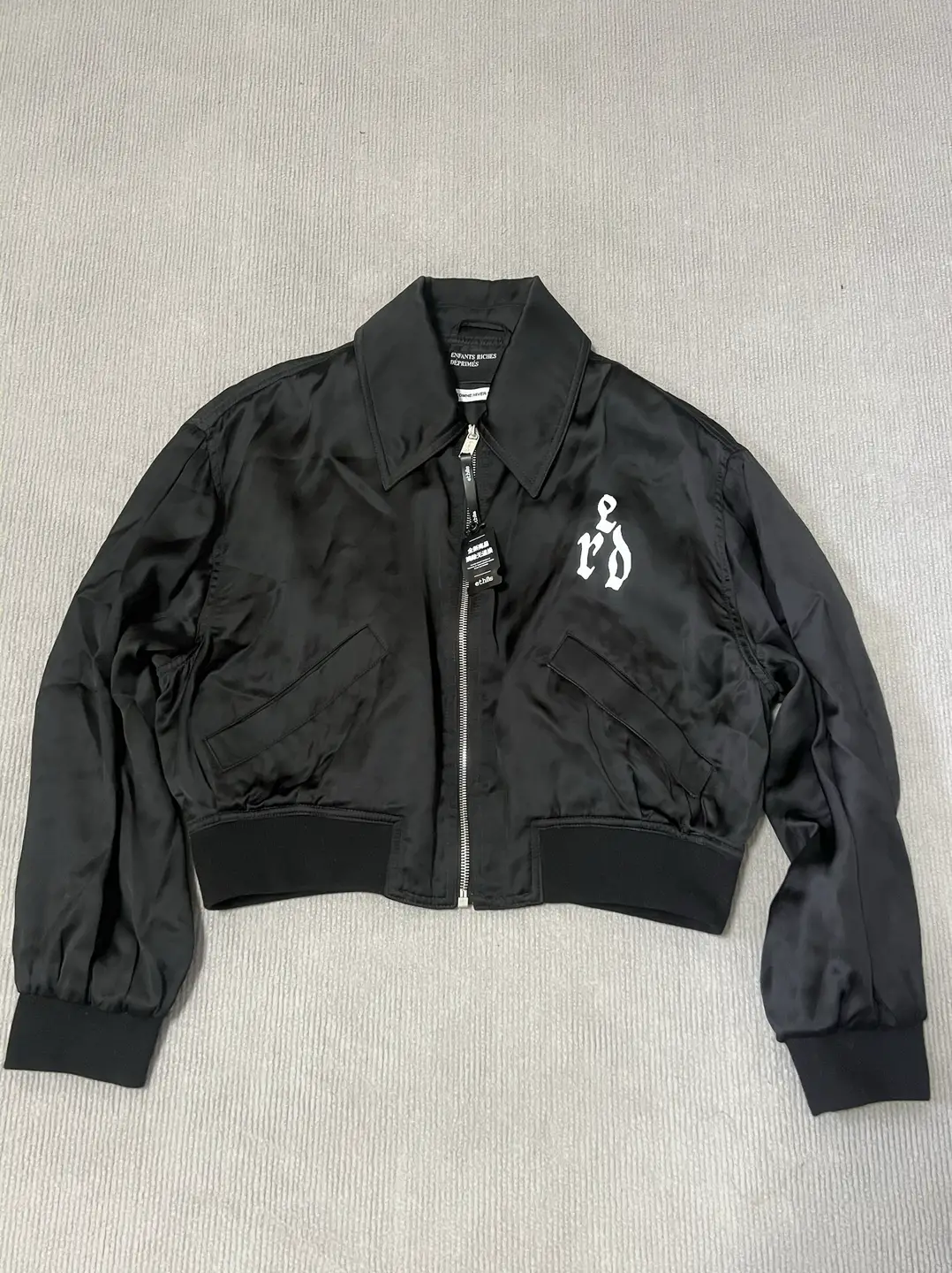 Erd 23Fw Smoking Woman Heart-Shaped Silk Jacket, Melancholic Rich Second-Generation, Shipped Within 10 Days