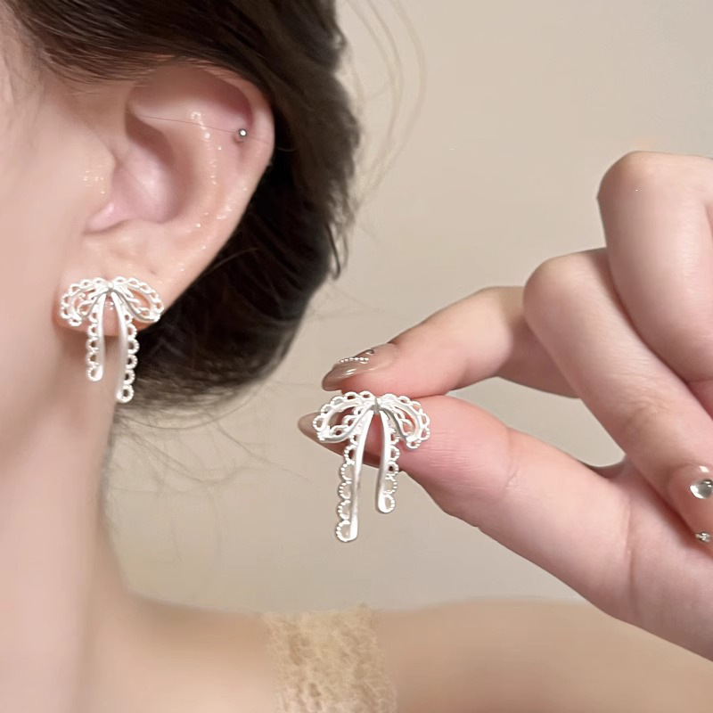 Personalized Simple Hollow Ribbon Bow Earrings Women's Niche Design Korean Style Sweet Earrings